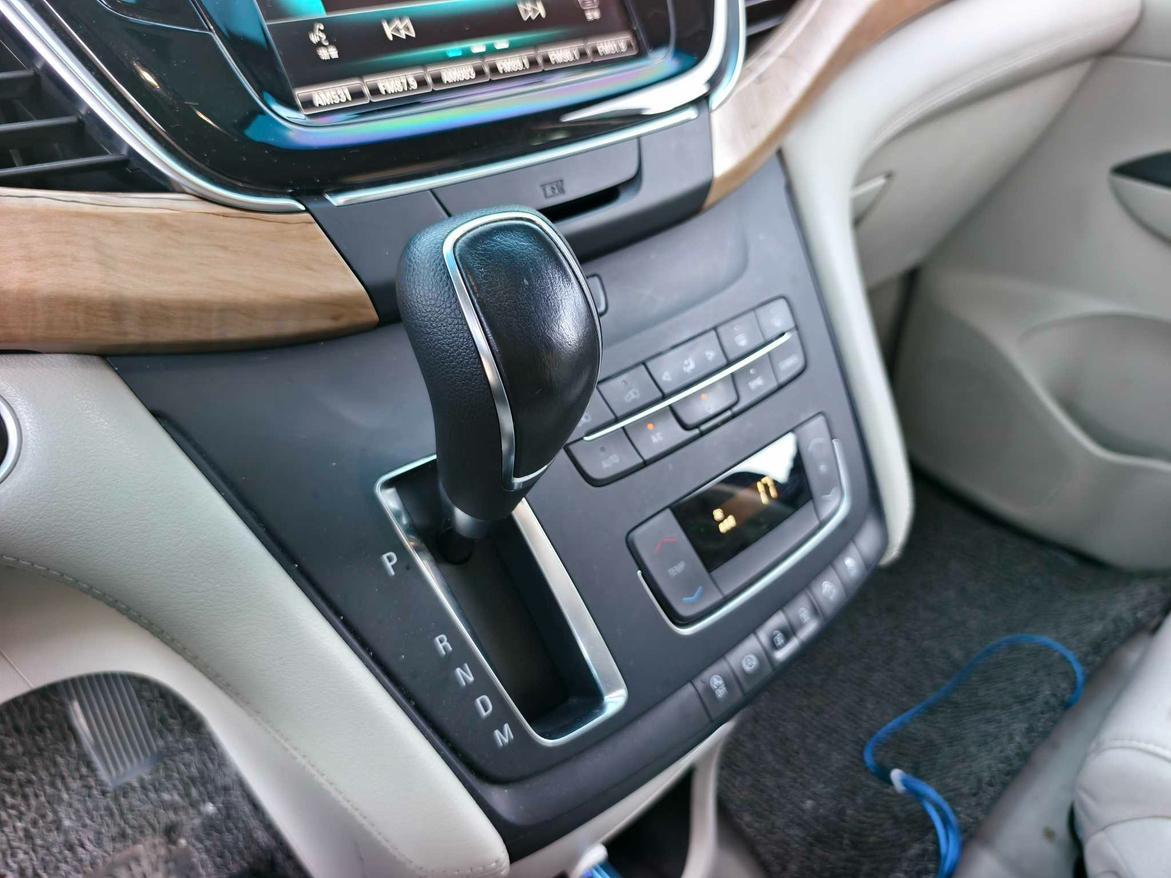 Buick GL8 2018 thumb 12