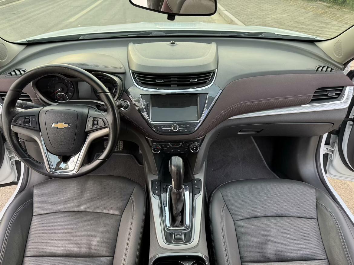 Chevrolet Malibu 2018 thumb 4