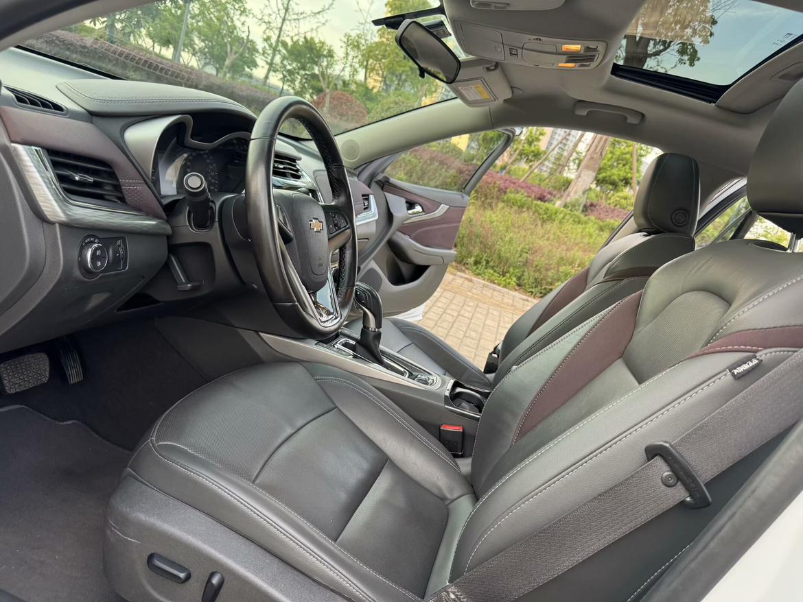 Chevrolet Malibu 2018 thumb 6