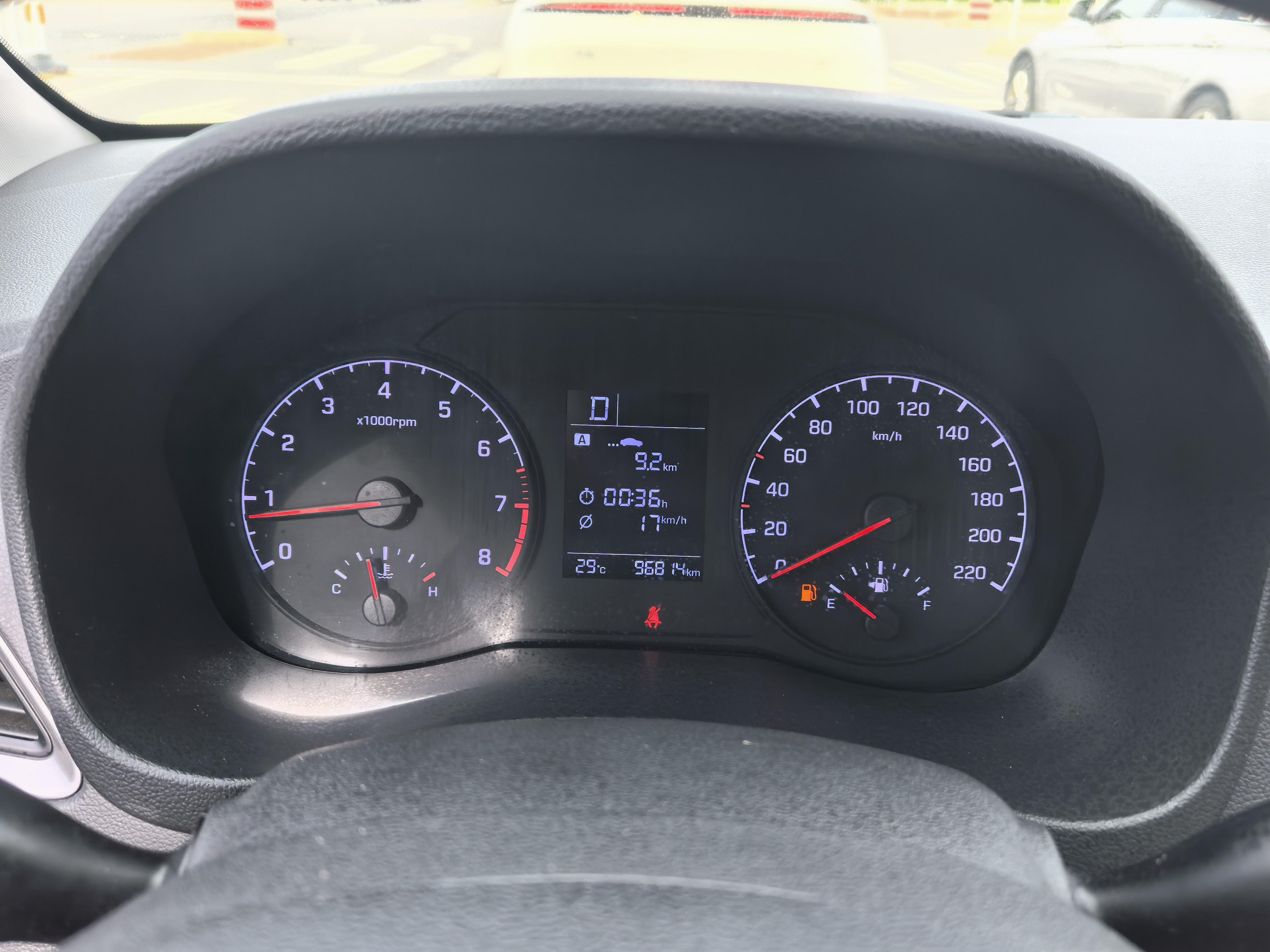 Hyundai Solaris 2016 thumb 8