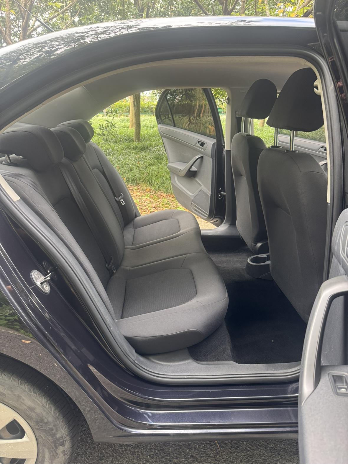 Volkswagen Santana 2015 thumb 11