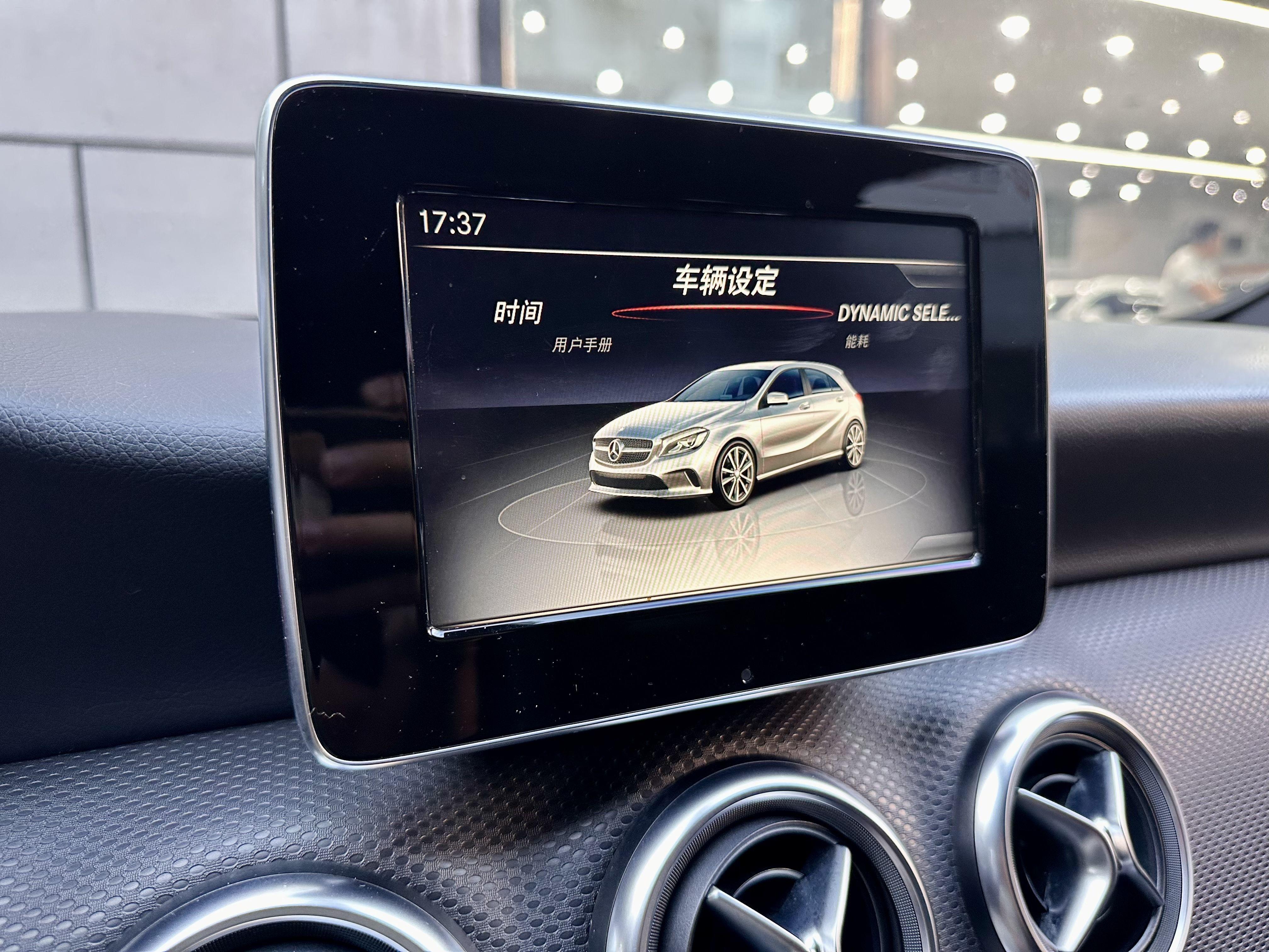 Mercedes-Benz A-Класс 2016 thumb 5