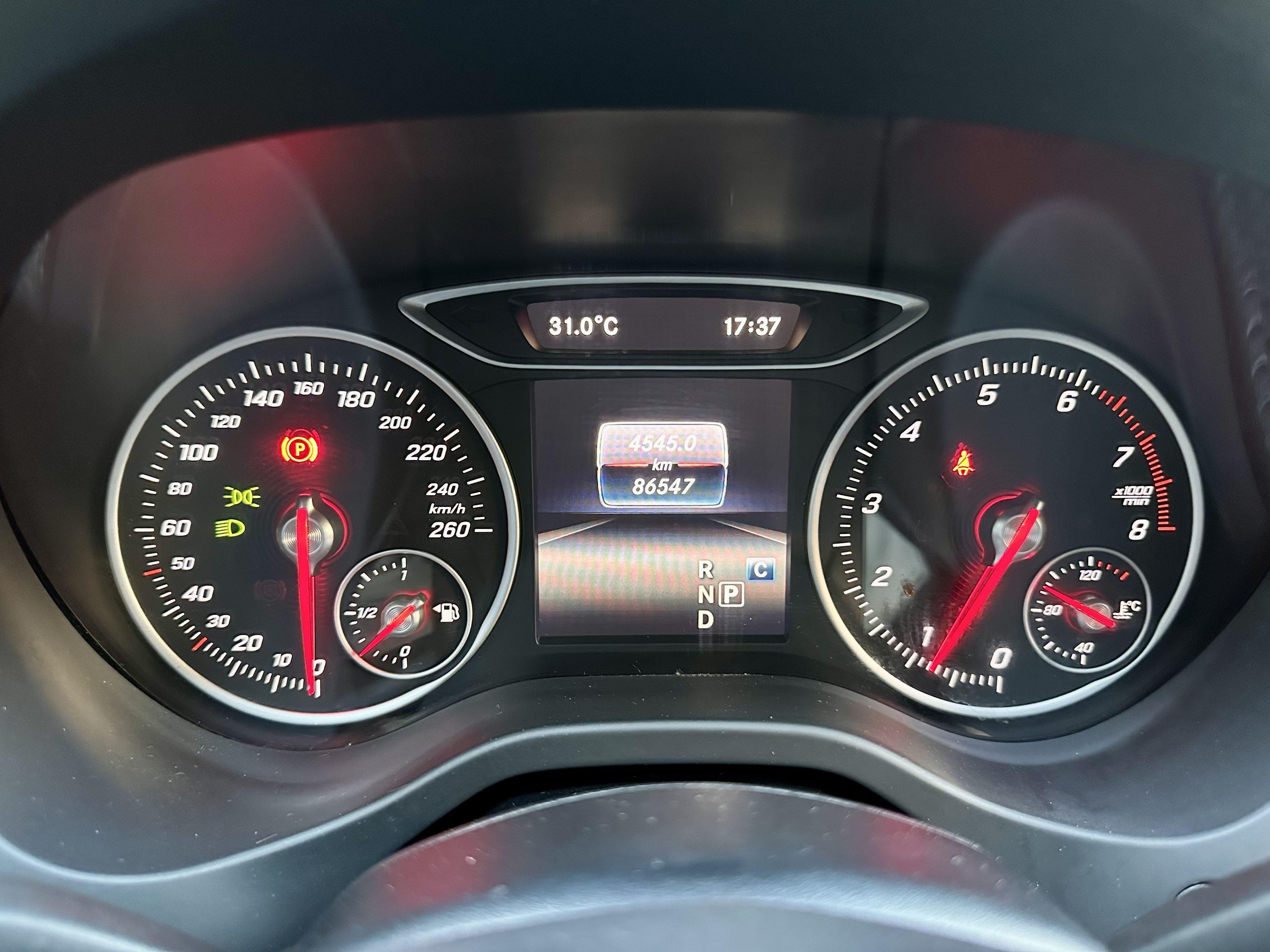 Mercedes-Benz A-Класс 2016 thumb 9
