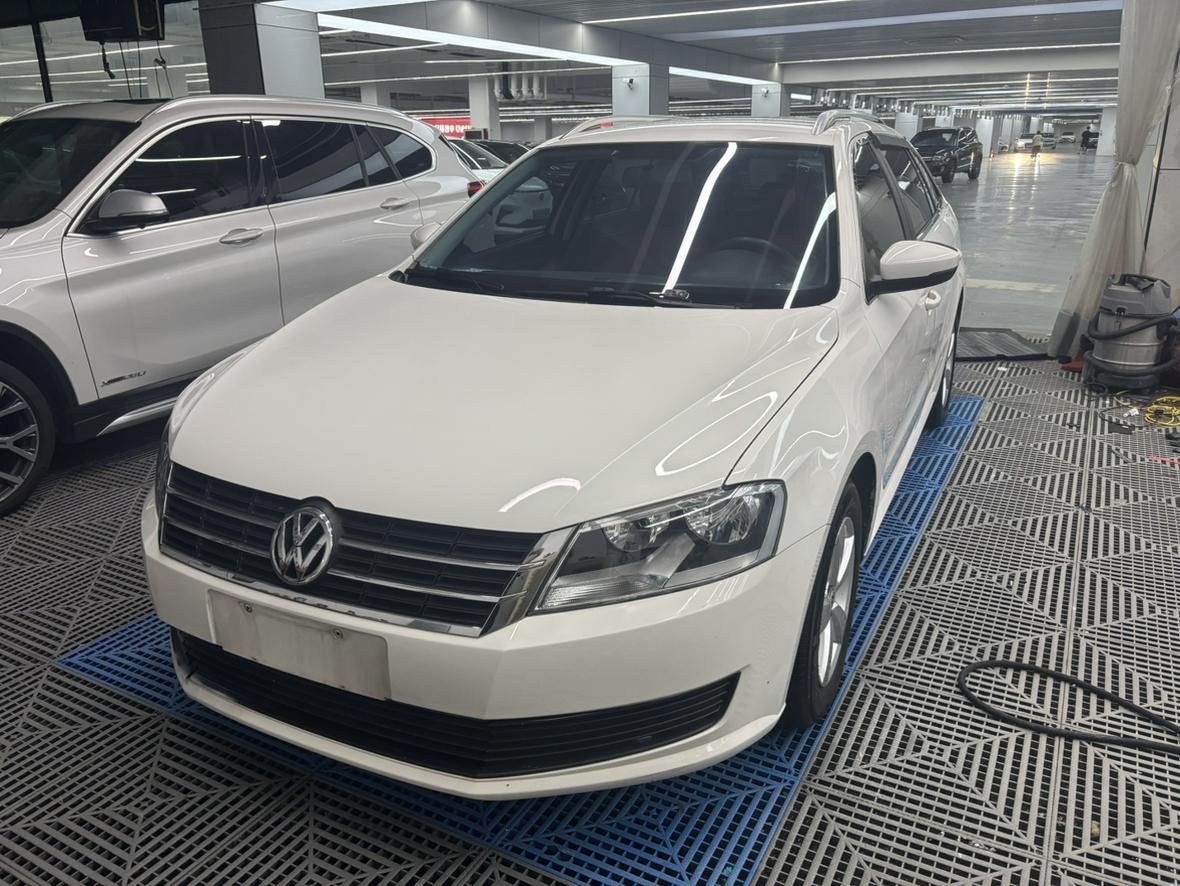 Volkswagen Lavida 2013 thumb 9