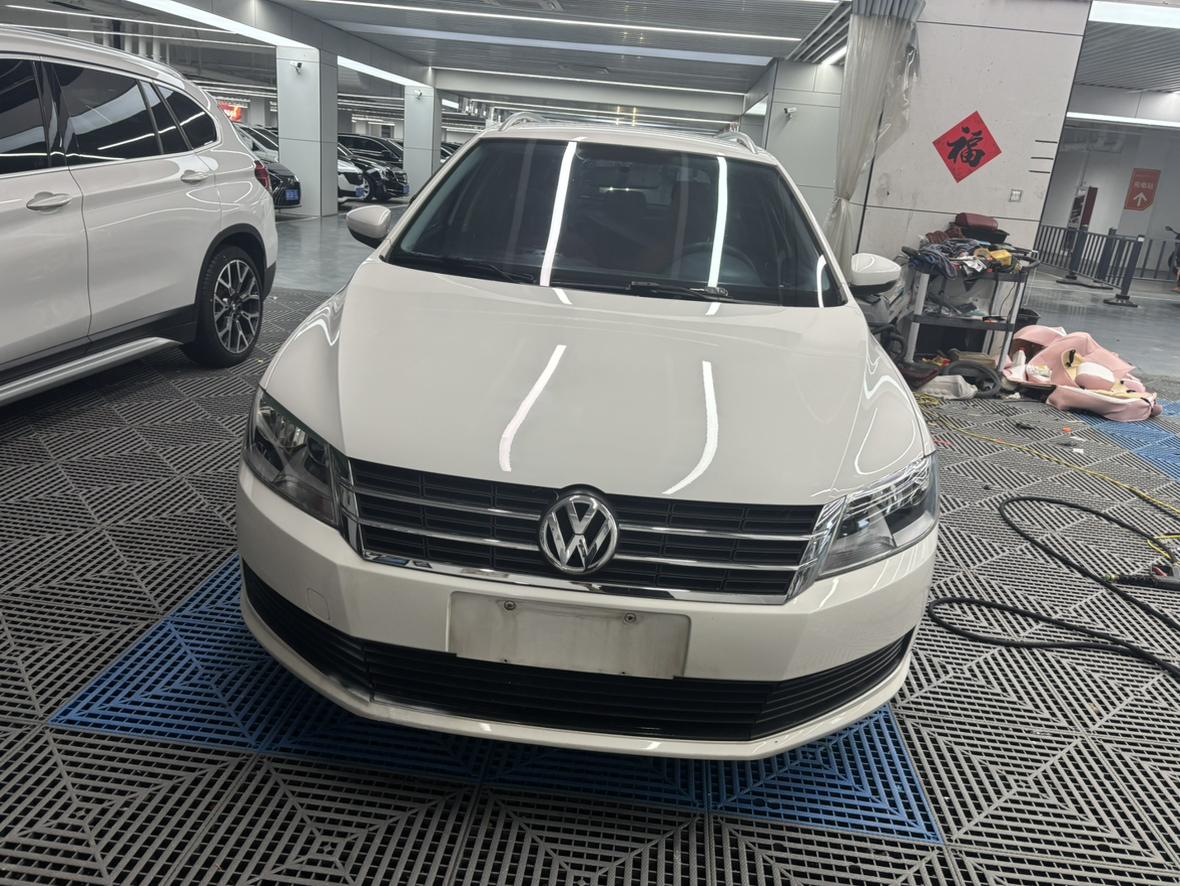 Volkswagen Lavida 2013 thumb 10
