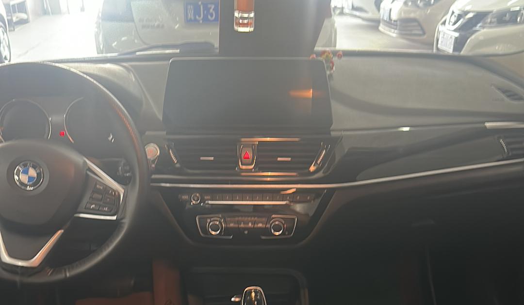 BMW 1 серии 2021 thumb 6