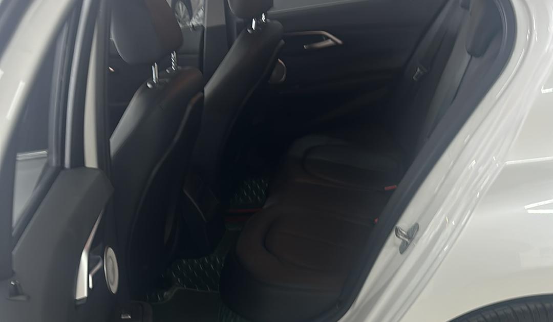 BMW 1 серии 2021 thumb 9