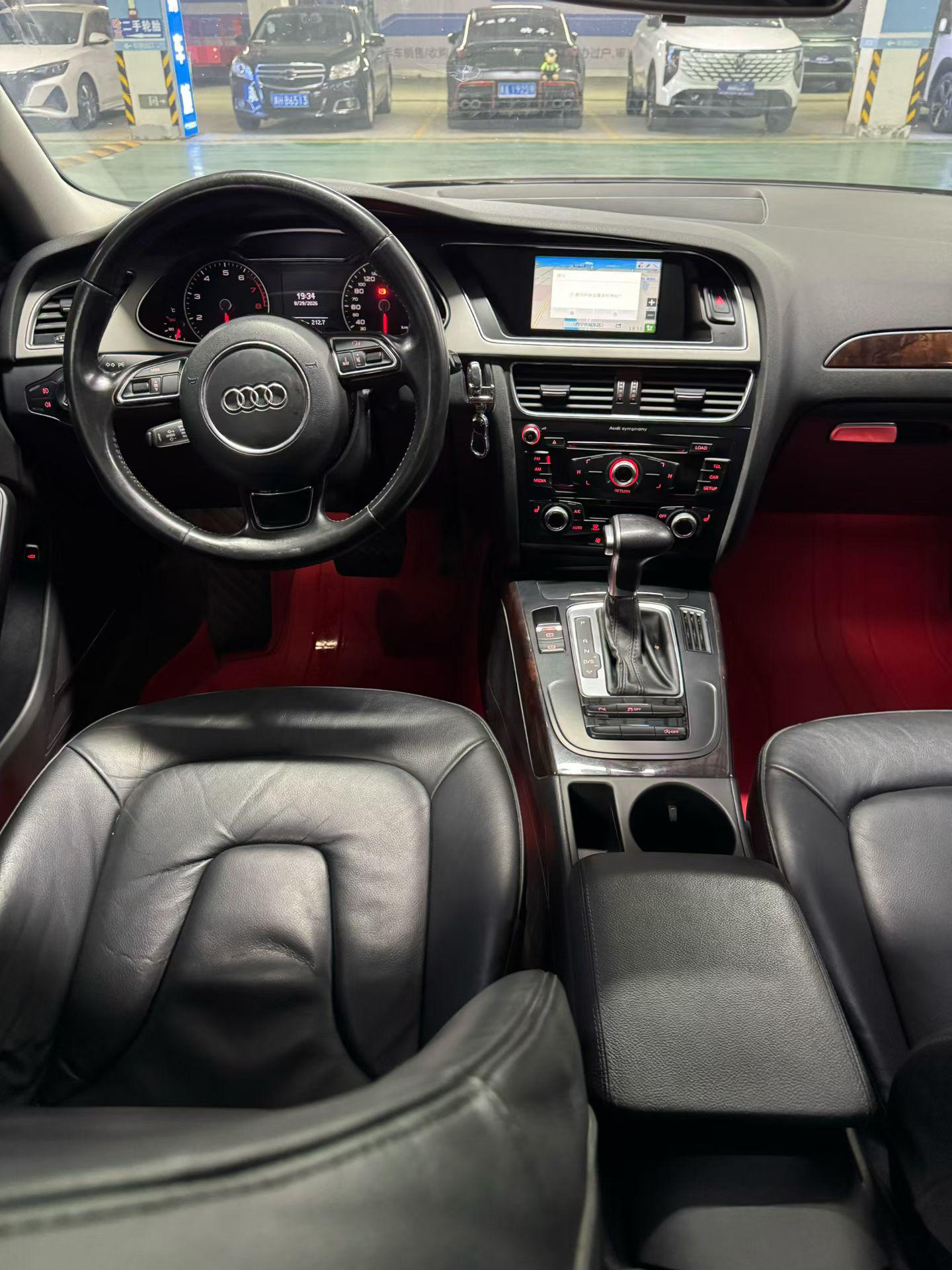 Audi A4 2015 thumb 5