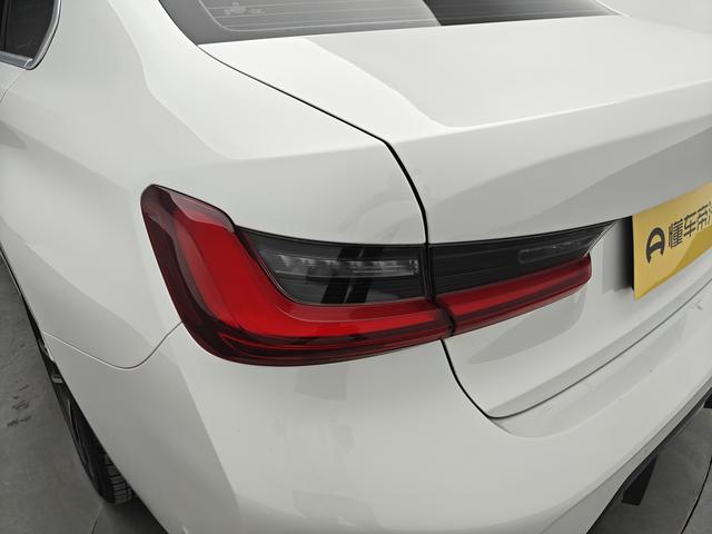 BMW 3 серии 2023 thumb 11