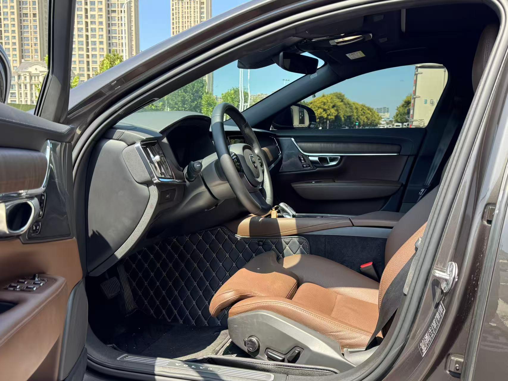 Volvo S90 2024 thumb 10