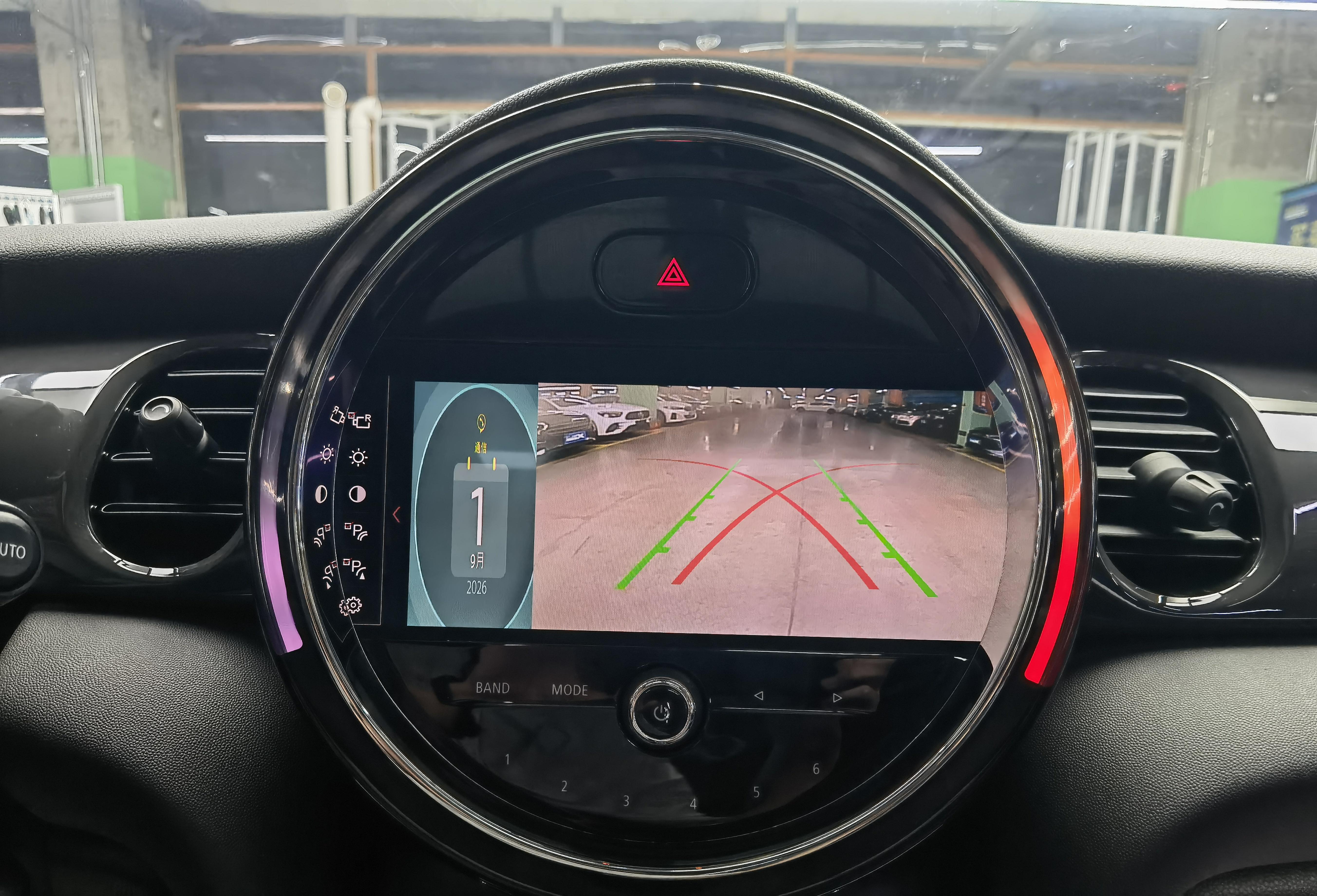 Mini Hatch 2022 thumb 12