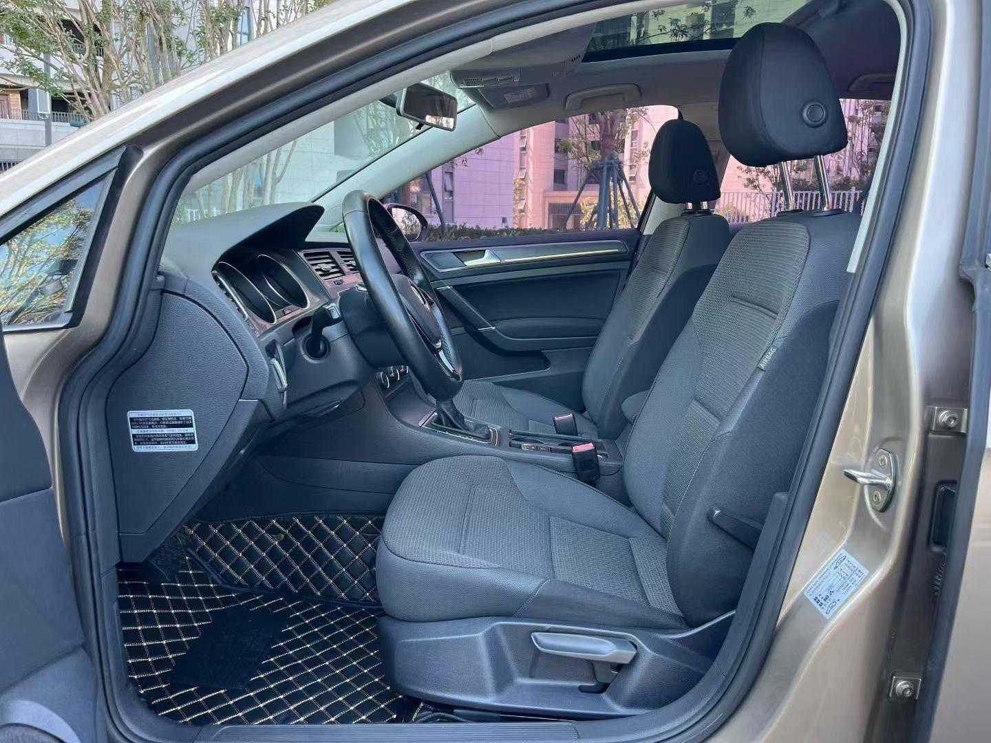 Volkswagen Golf Sportsvan 2015 thumb 7