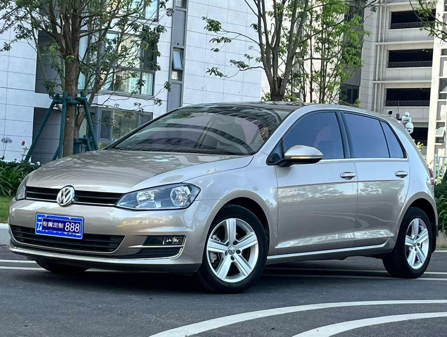 Volkswagen Golf Sportsvan 2015 thumb 9