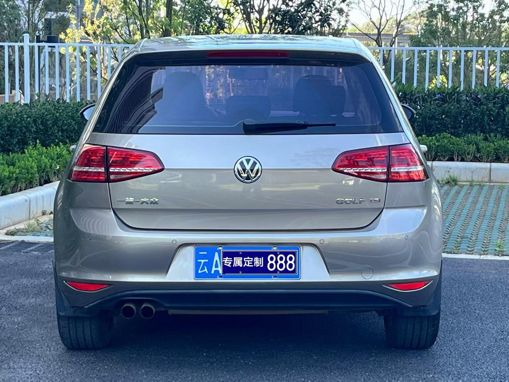 Volkswagen Golf Sportsvan 2015 thumb 12