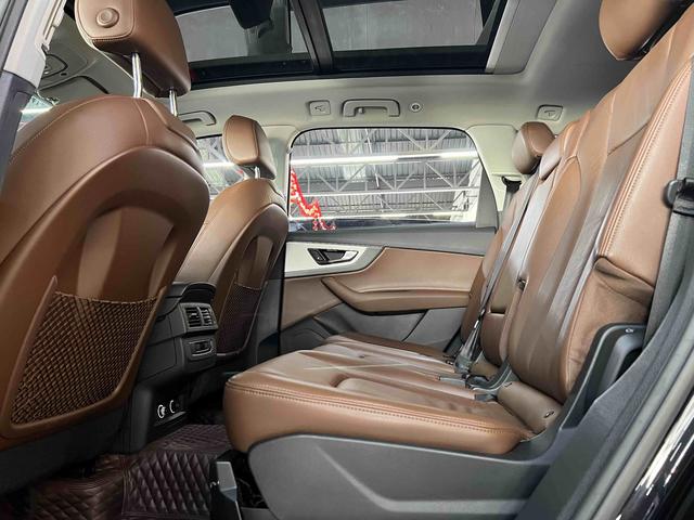 Audi Q7 2018 thumb 8