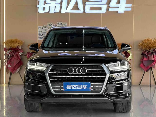 Audi Q7 2018 thumb 11