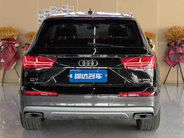 Audi Q7 2018 thumb 12