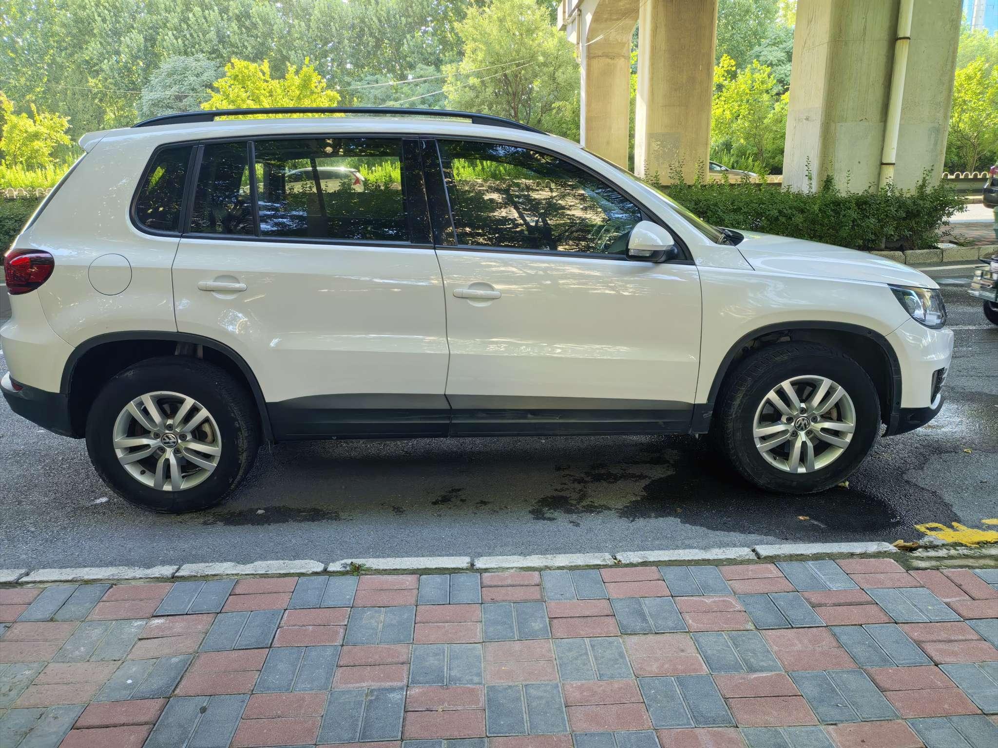 Volkswagen Tiguan 2015 thumb 3