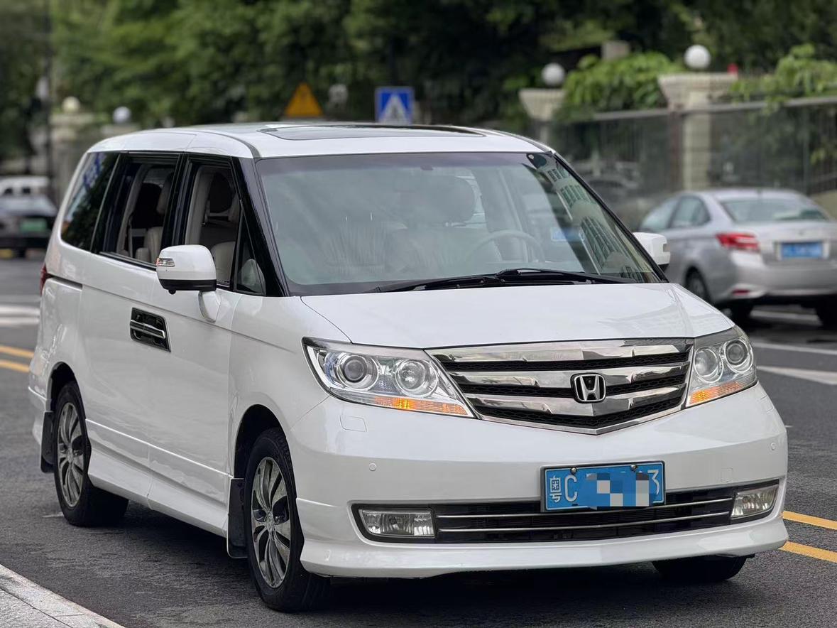 Honda Elysion 2012 thumb 11