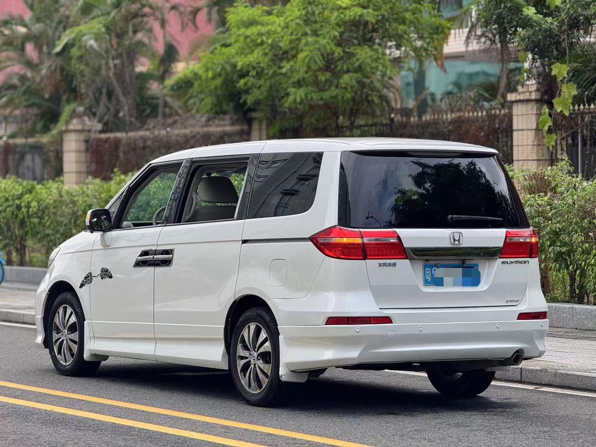 Honda Elysion 2012 thumb 12