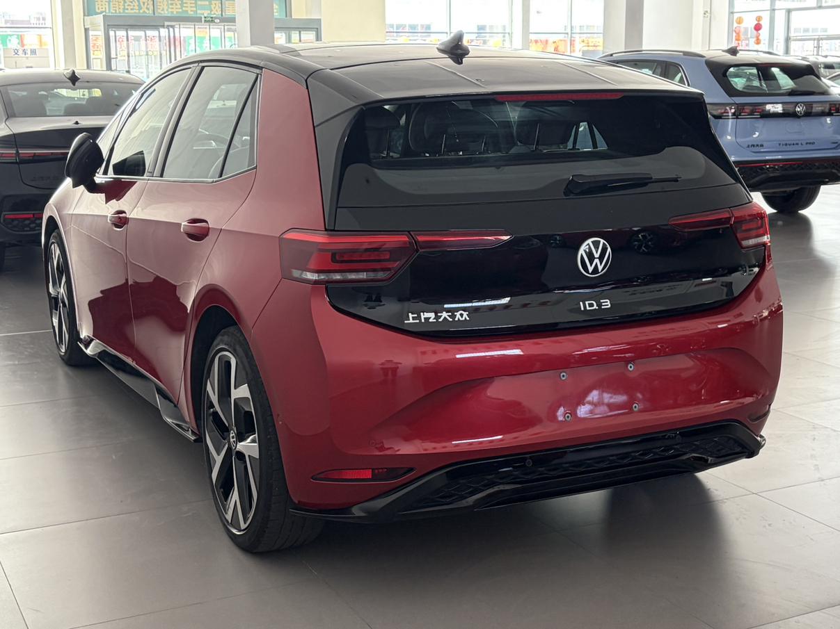 Volkswagen ID.3 2026 thumb 2