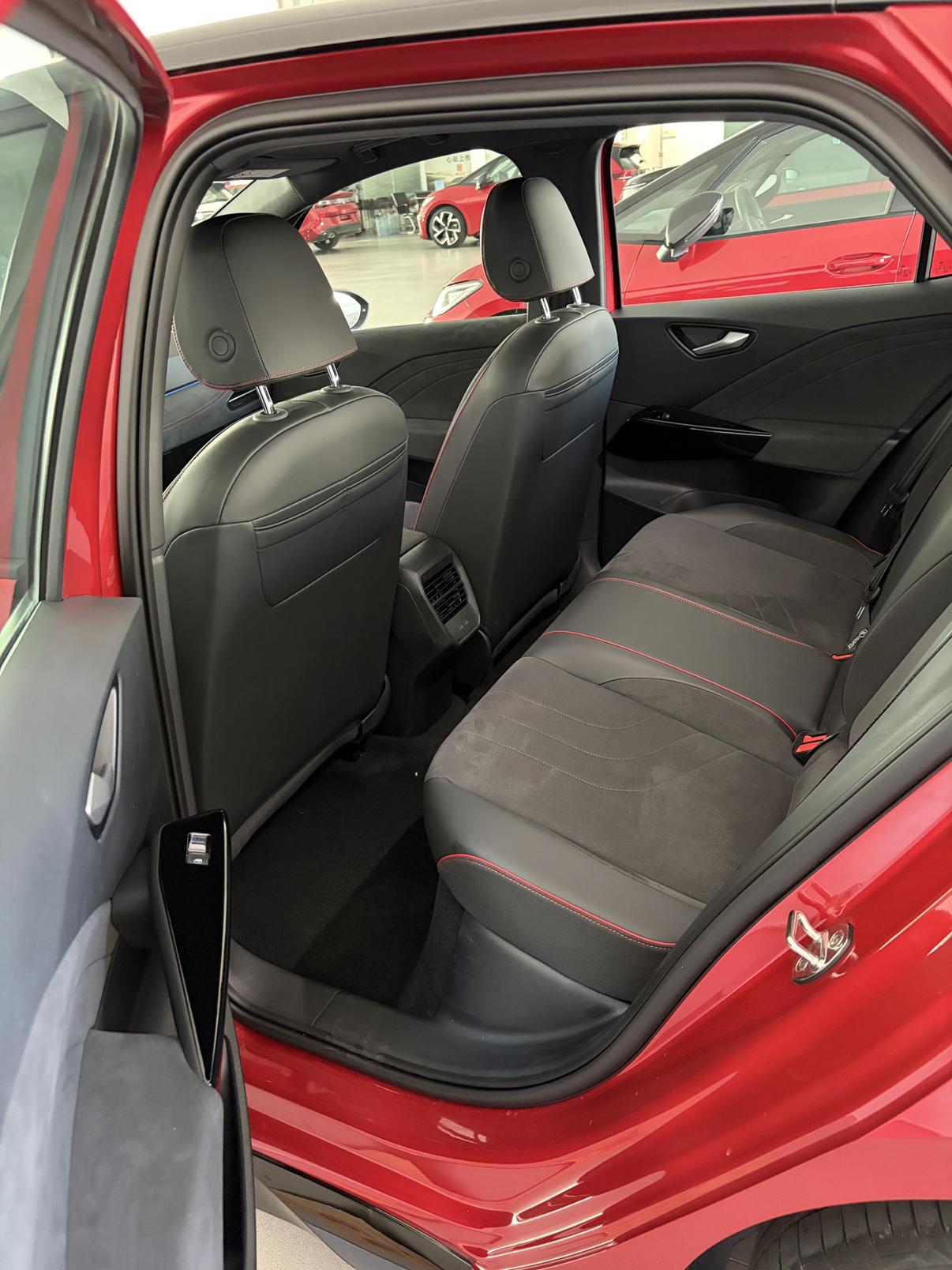 Volkswagen ID.3 2026 thumb 8