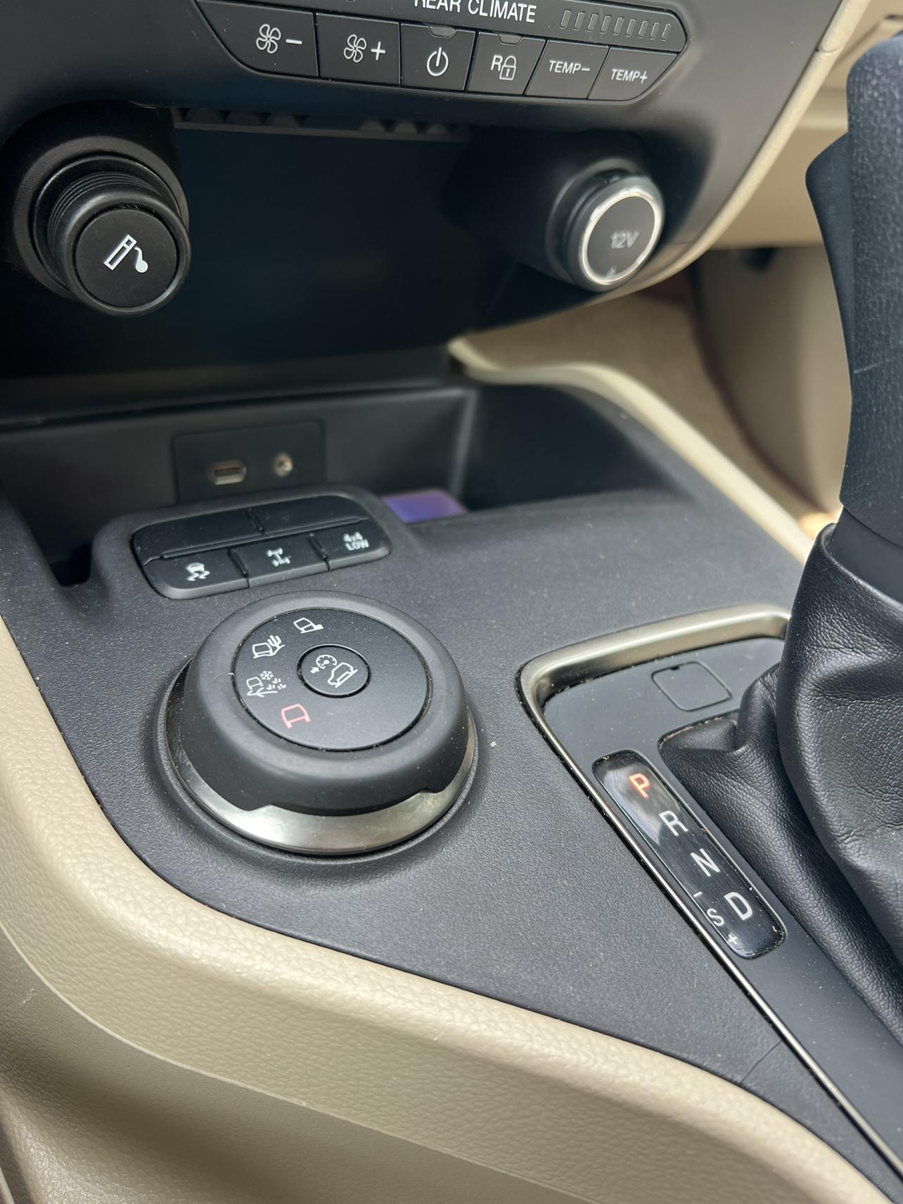 Ford Ranger 2017 thumb 10