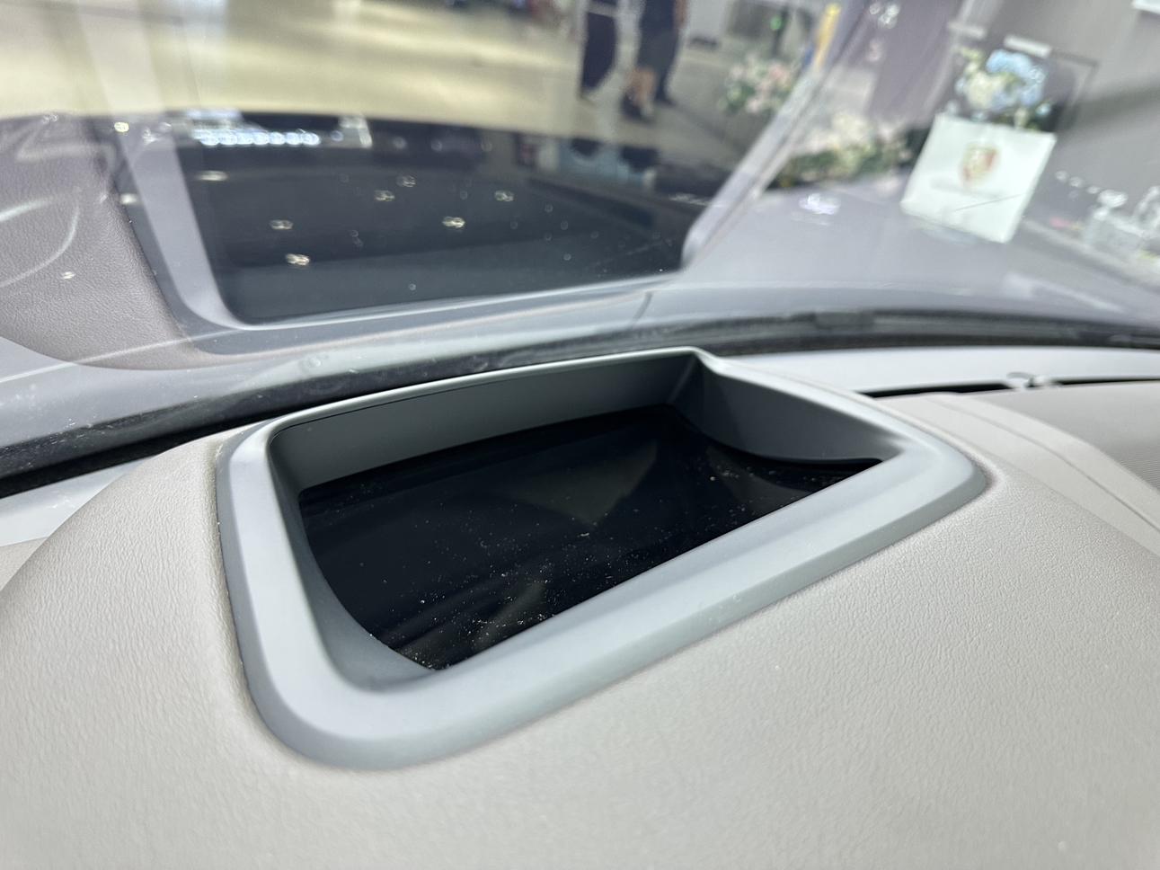 Land Rover Range Rover 2021 thumb 10
