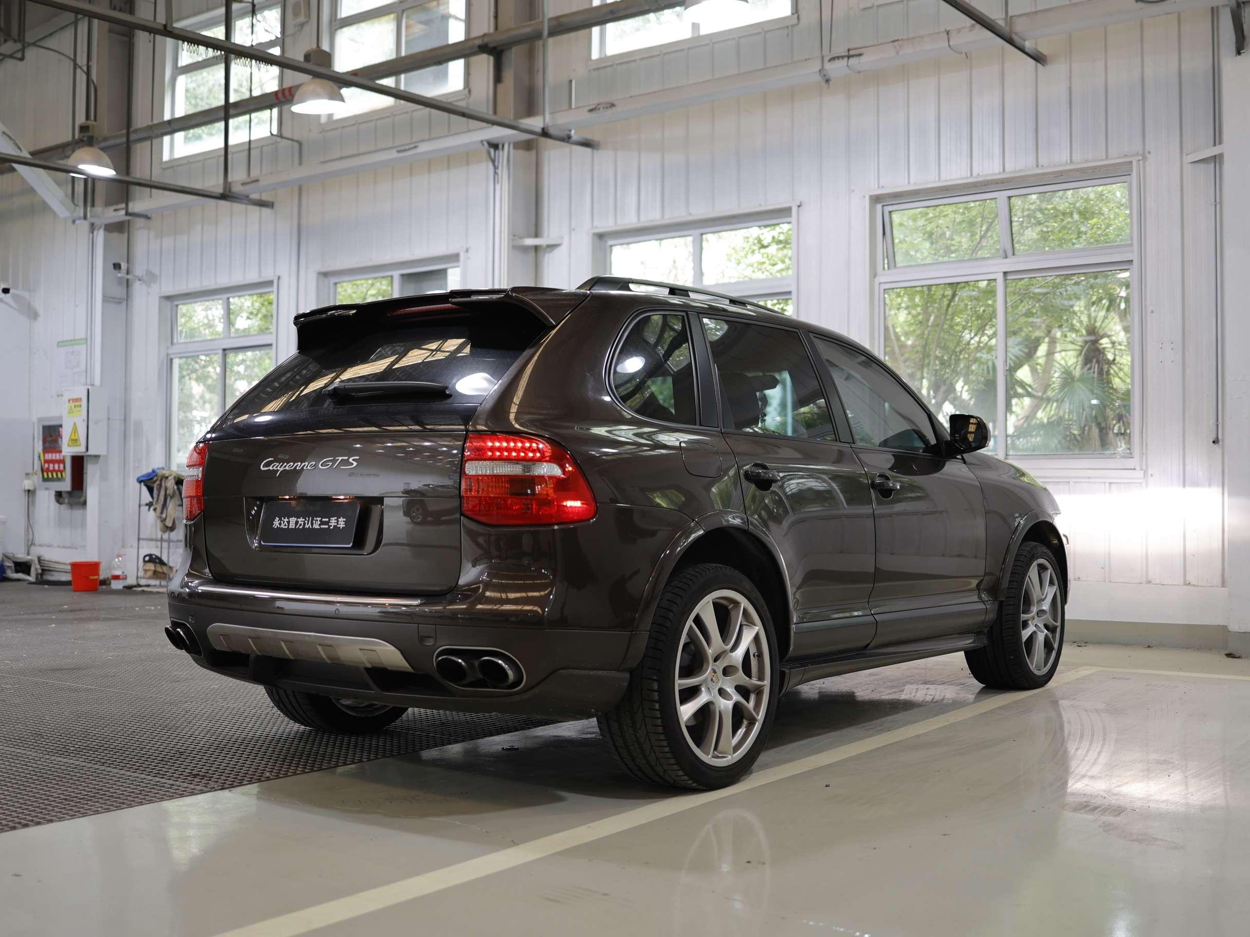 Porsche Cayenne 2008 thumb 3