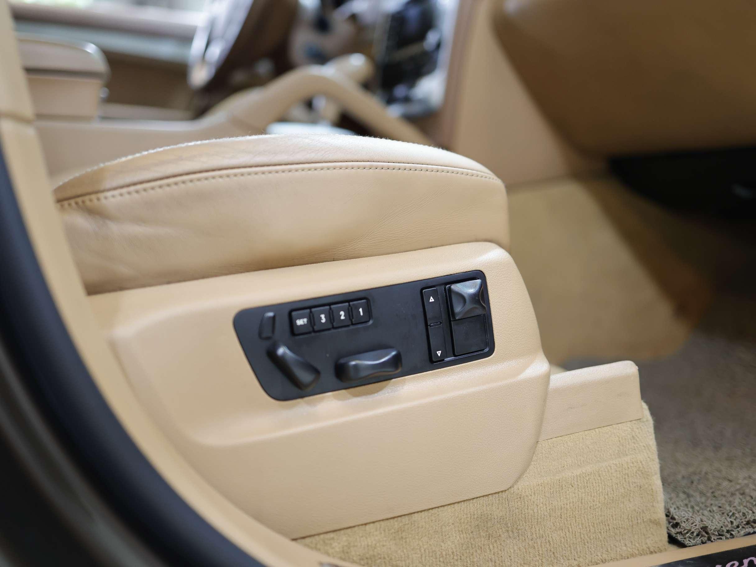 Porsche Cayenne 2008 thumb 8