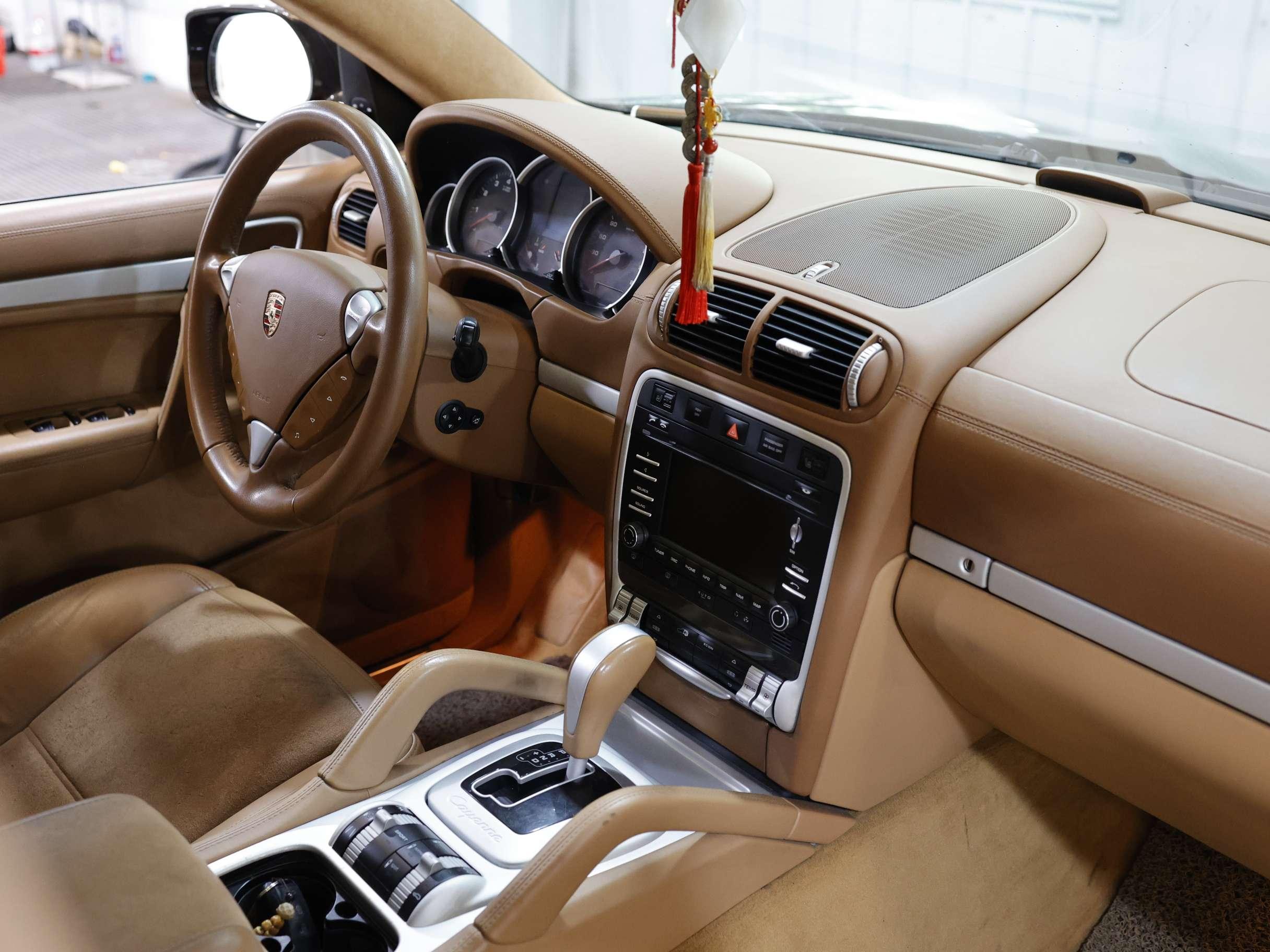 Porsche Cayenne 2008 thumb 9