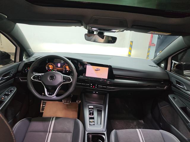Volkswagen Golf Sportsvan 2023 thumb 3
