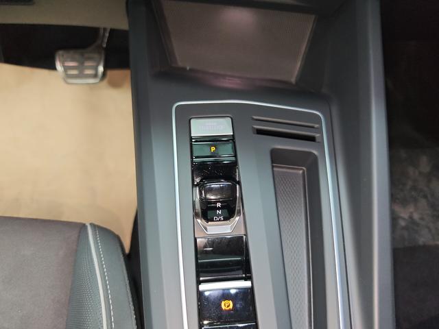Volkswagen Golf Sportsvan 2023 thumb 7
