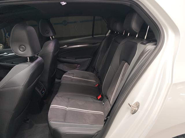 Volkswagen Golf Sportsvan 2023 thumb 10