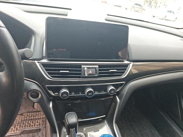 Honda Accord 2022 thumb 6
