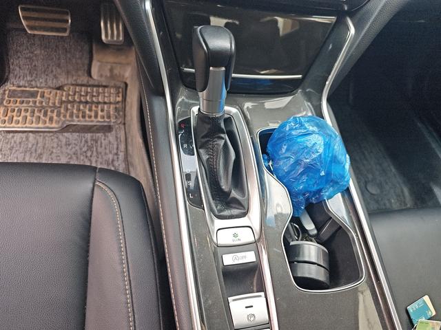 Honda Accord 2022 thumb 7