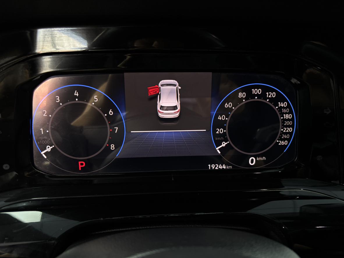 Volkswagen Golf Sportsvan 2023 thumb 6