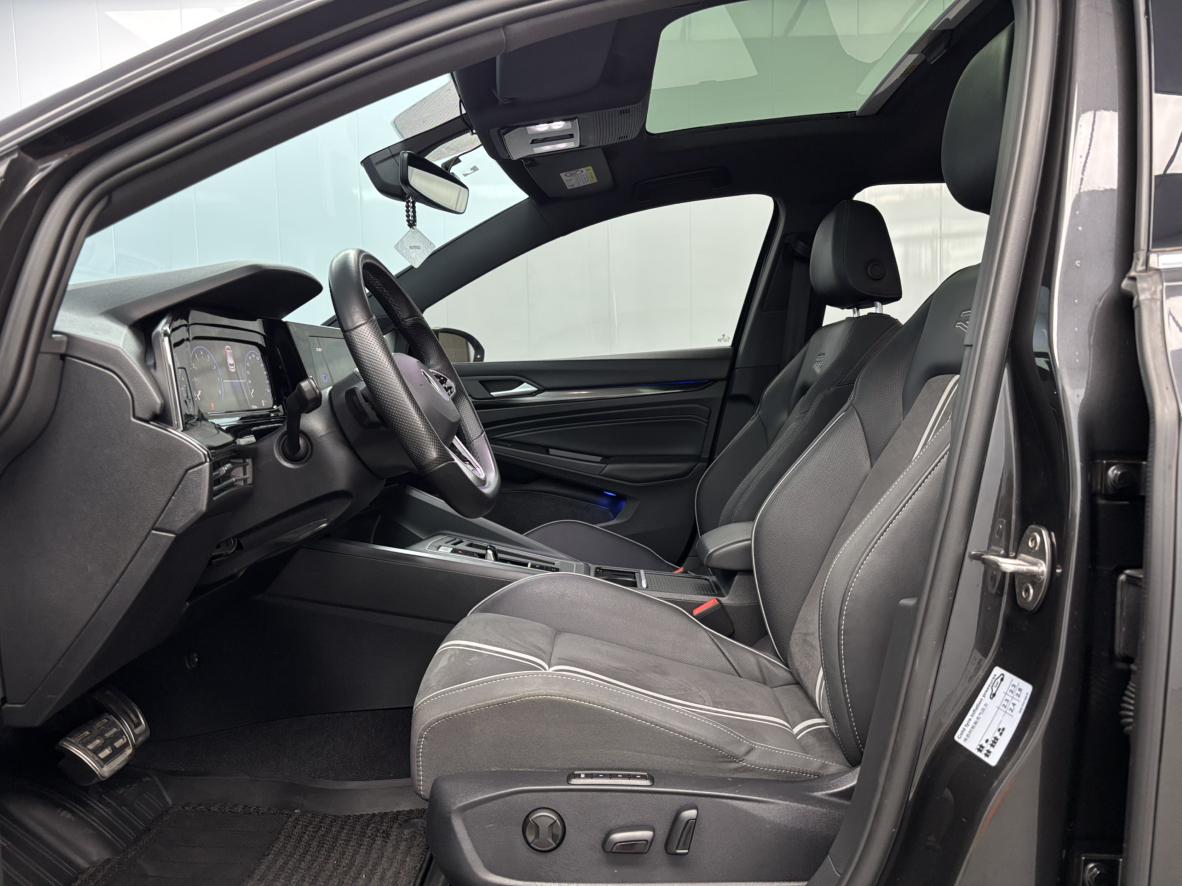 Volkswagen Golf Sportsvan 2023 thumb 8
