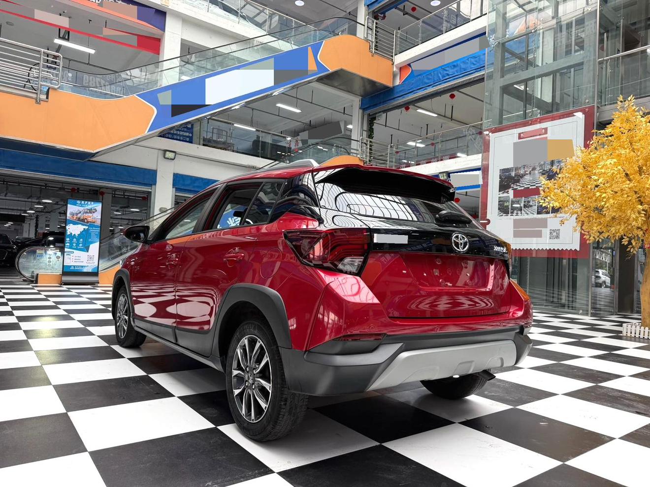 Toyota Yaris 2022 thumb 2