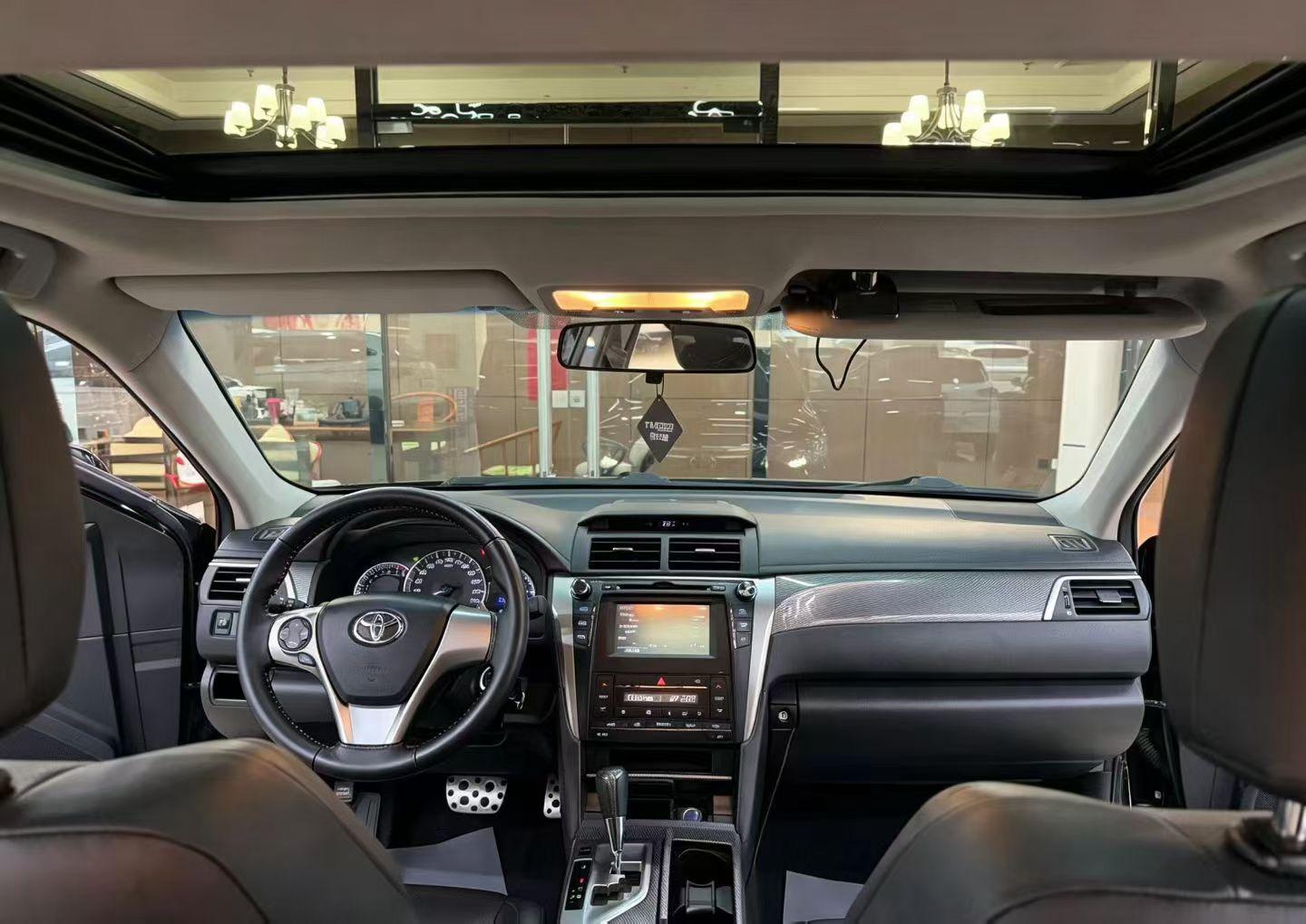 Toyota Camry 2015 thumb 3