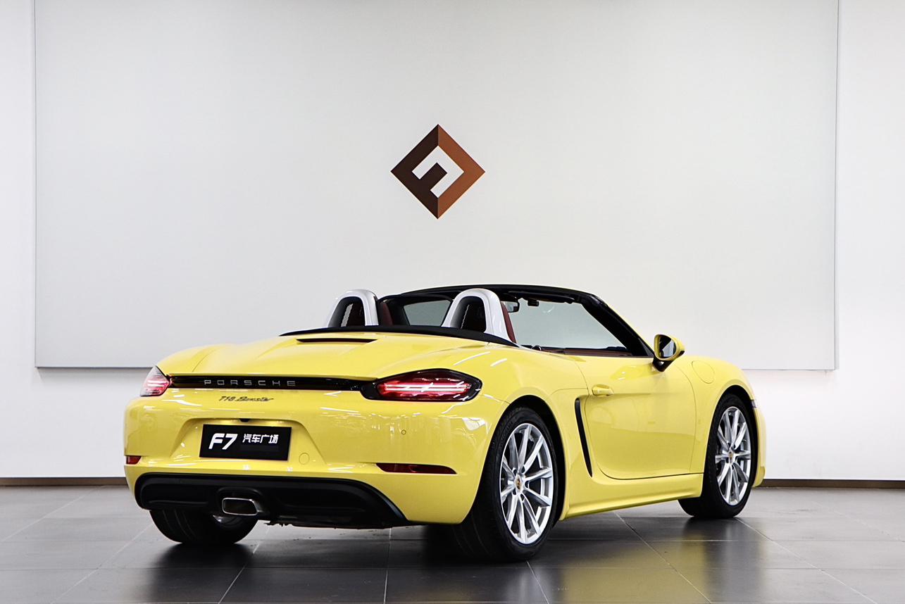 Porsche 718 2022 thumb 5