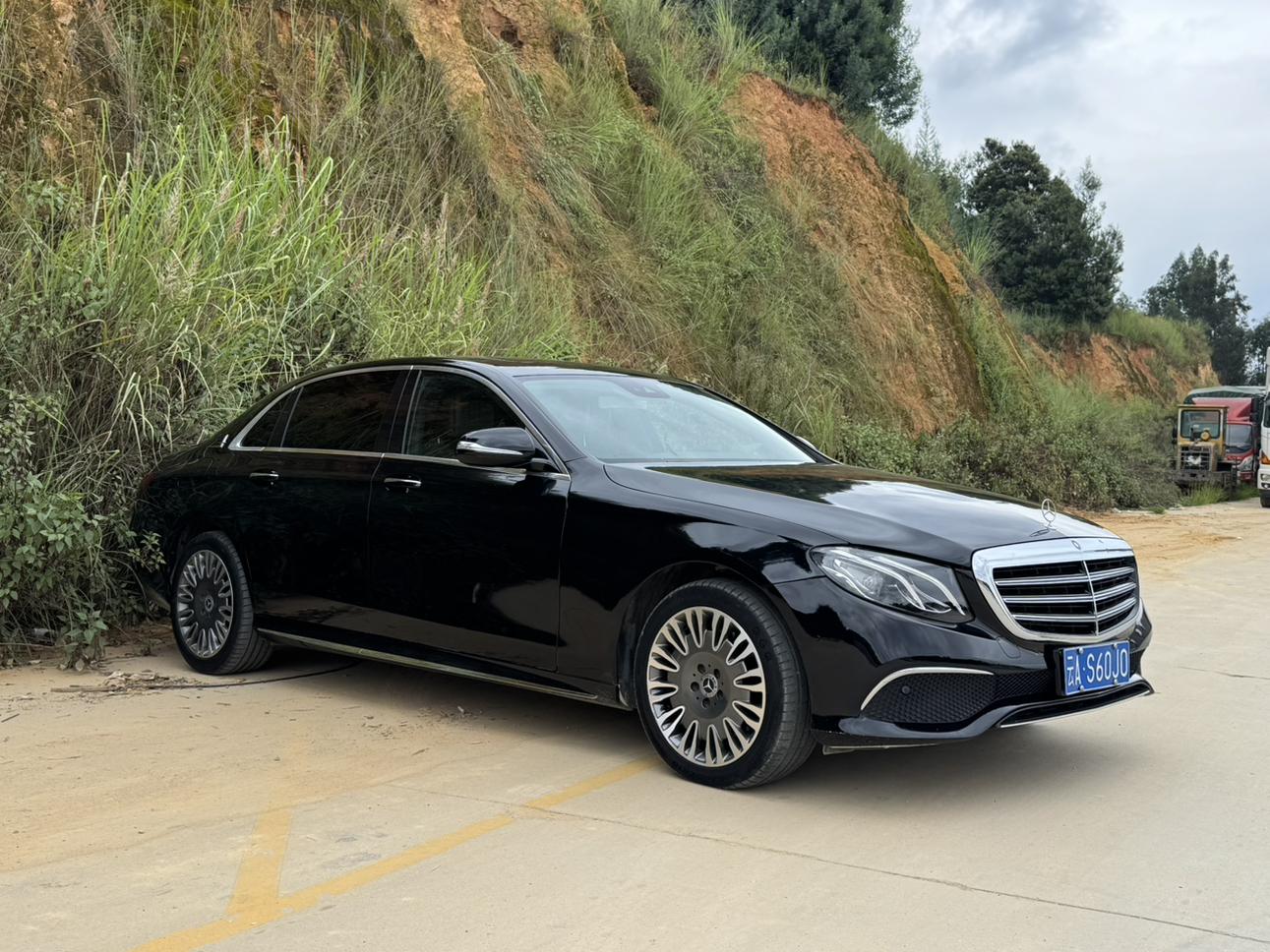 Mercedes-Benz E-Класс 2016 thumb 10