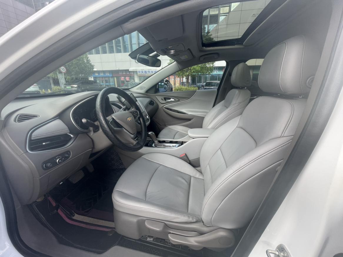 Chevrolet Malibu 2018 thumb 9