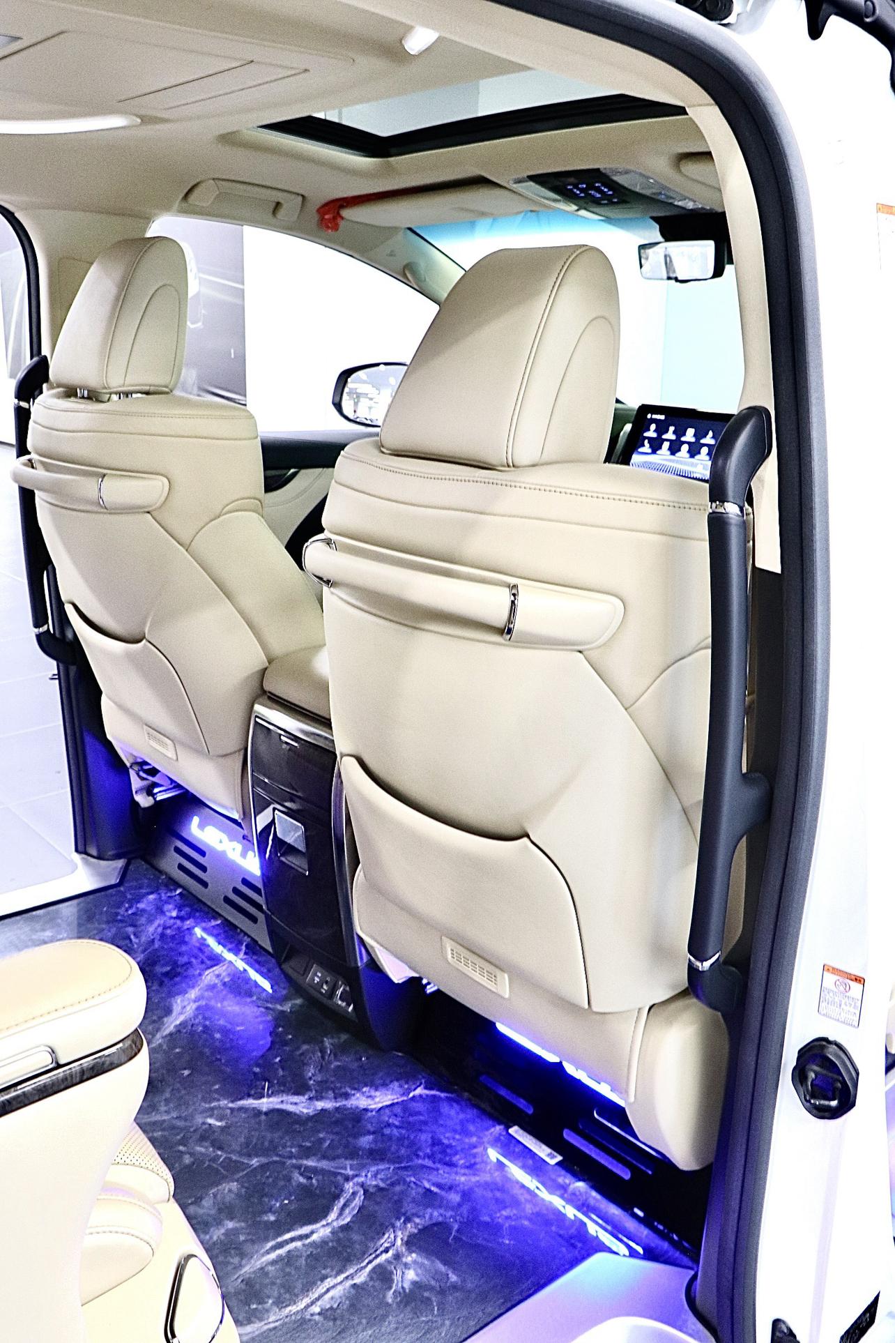 Toyota Vellfire 2021 thumb 10