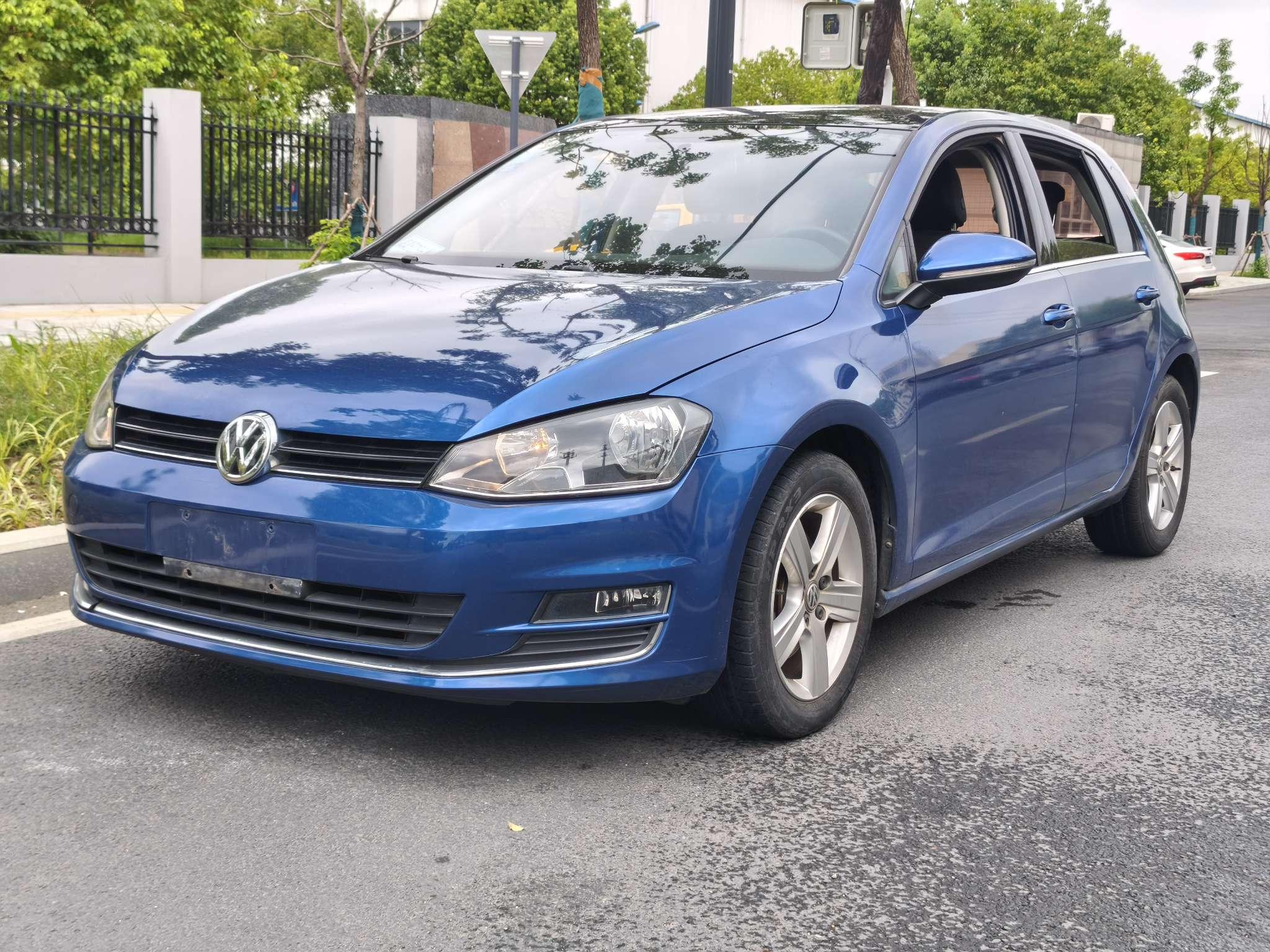 Volkswagen Golf Sportsvan 2015 thumb 8