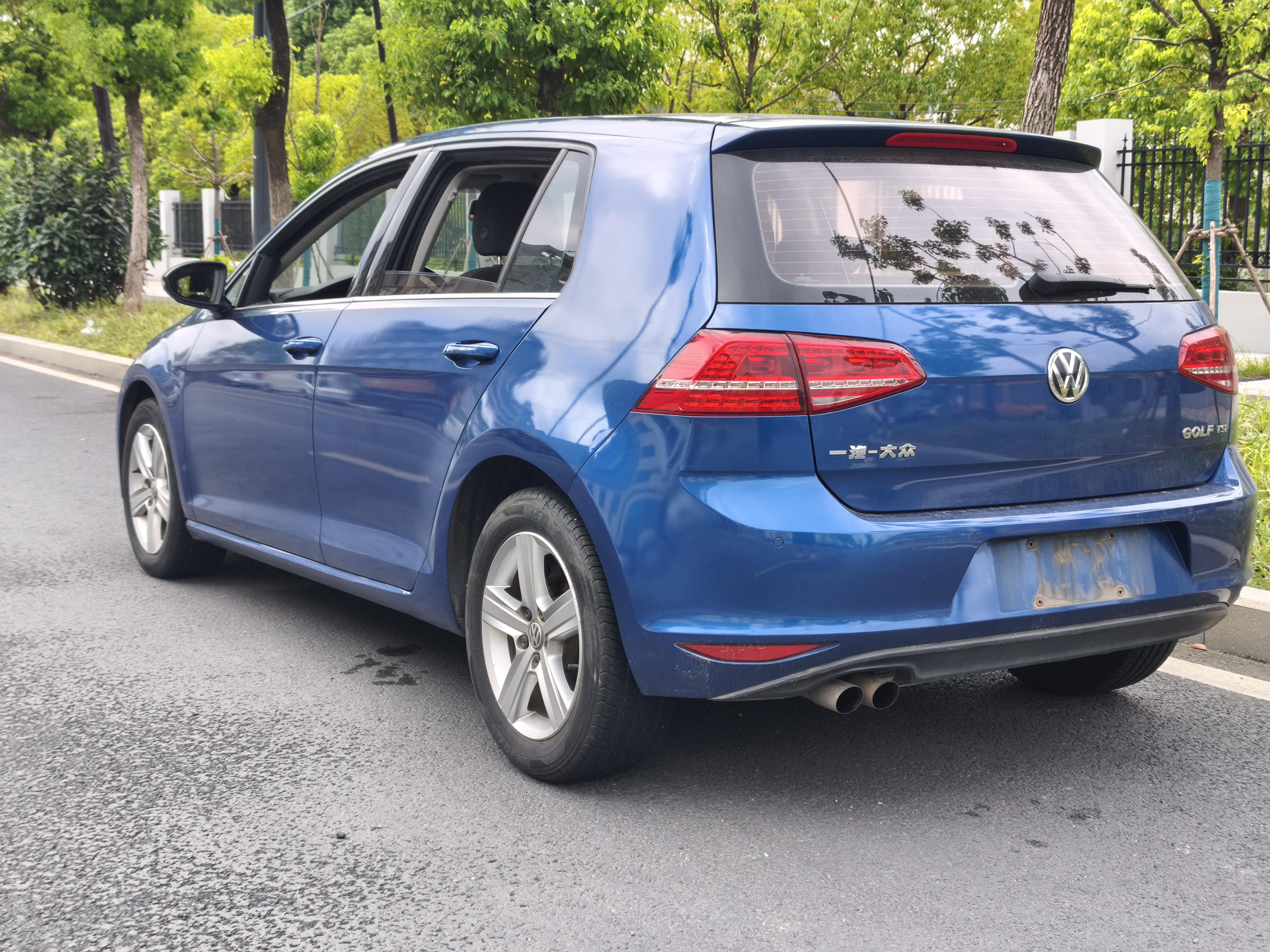 Volkswagen Golf Sportsvan 2015 thumb 11