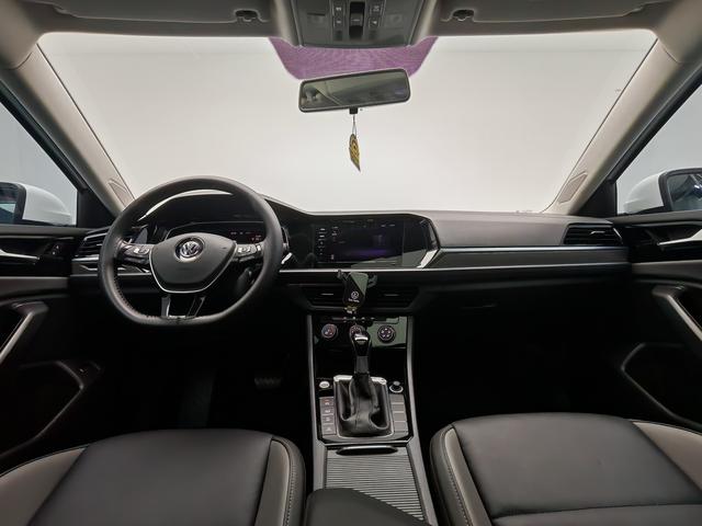 Volkswagen Sagitar 2022 thumb 12