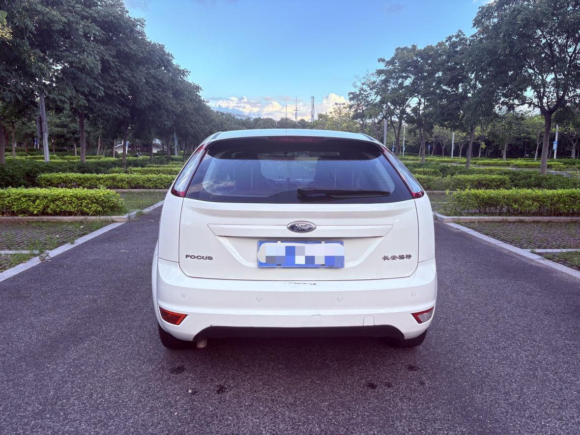 Ford Focus ST 2013 thumb 2