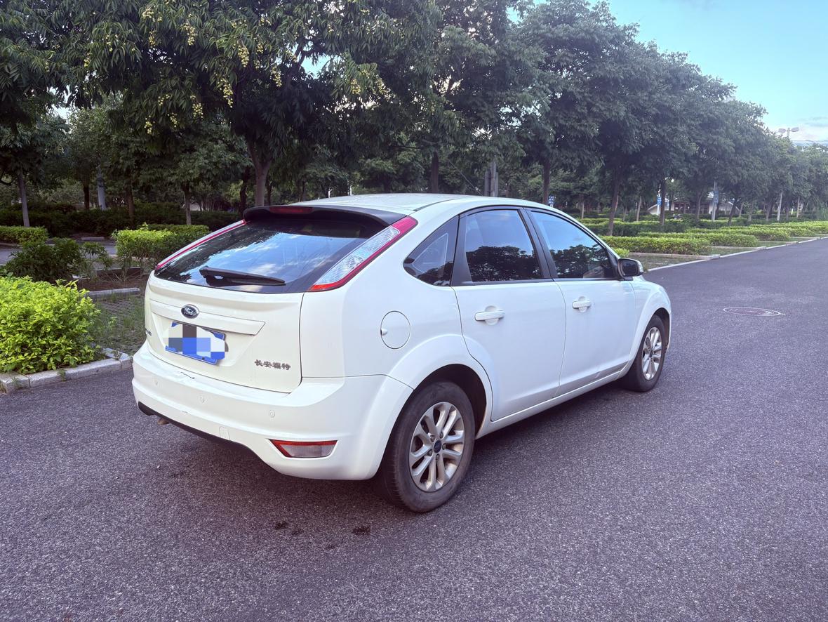 Ford Focus ST 2013 thumb 3