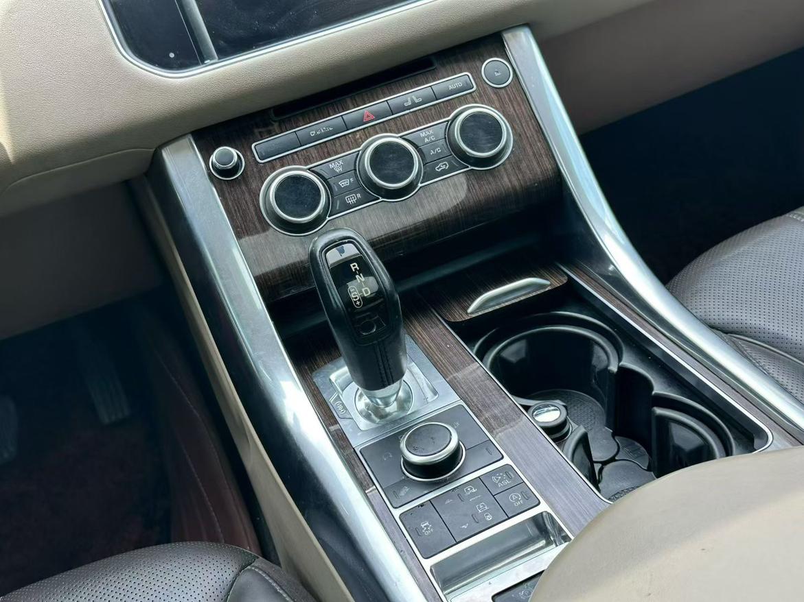 Land Rover Range Rover Sport 2015 thumb 6